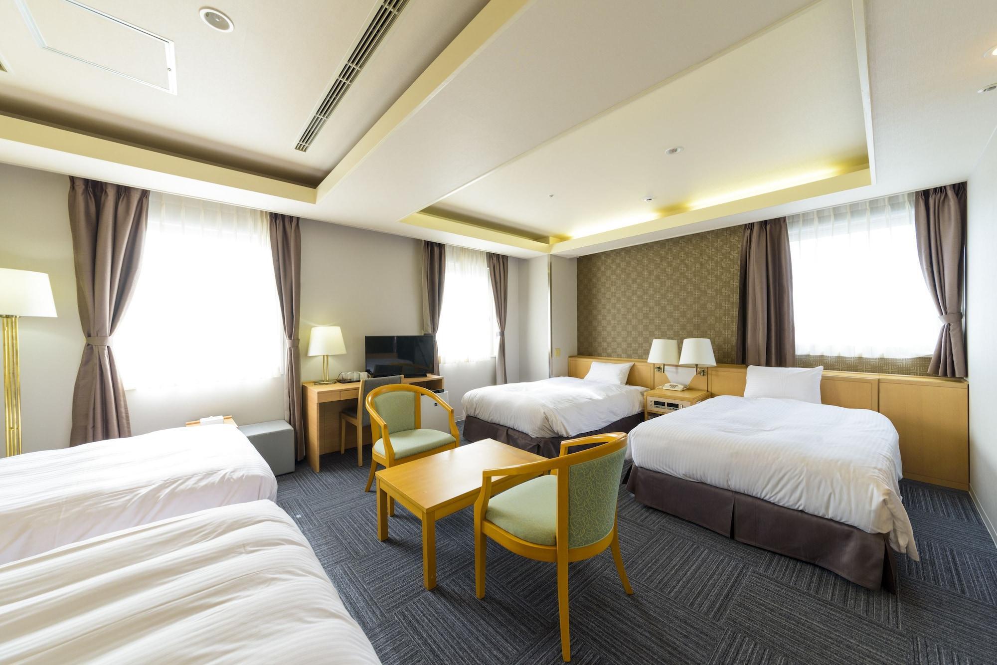 Surestay Plus Hotel By Best Western Shin-Osaka Luaran gambar