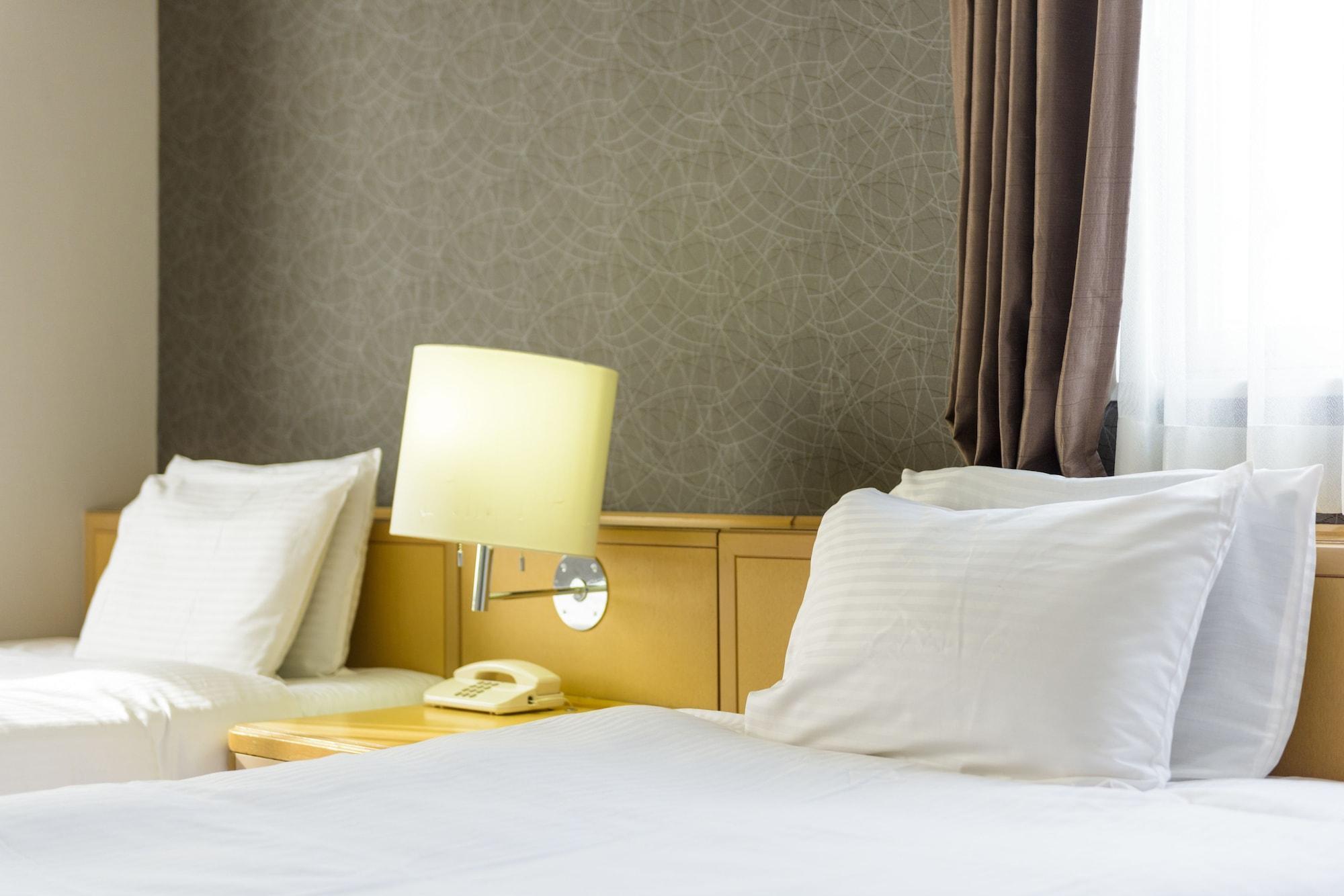 Surestay Plus Hotel By Best Western Shin-Osaka Luaran gambar